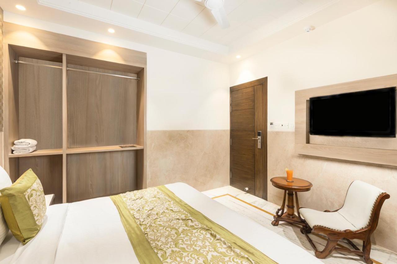 Hotel Star By Star Group- Near Delhi Airport New Delhi Exterior photo