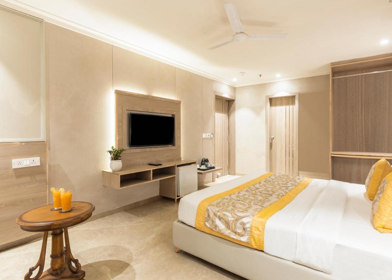 Hotel Star By Star Group- Near Delhi Airport New Delhi Exterior photo
