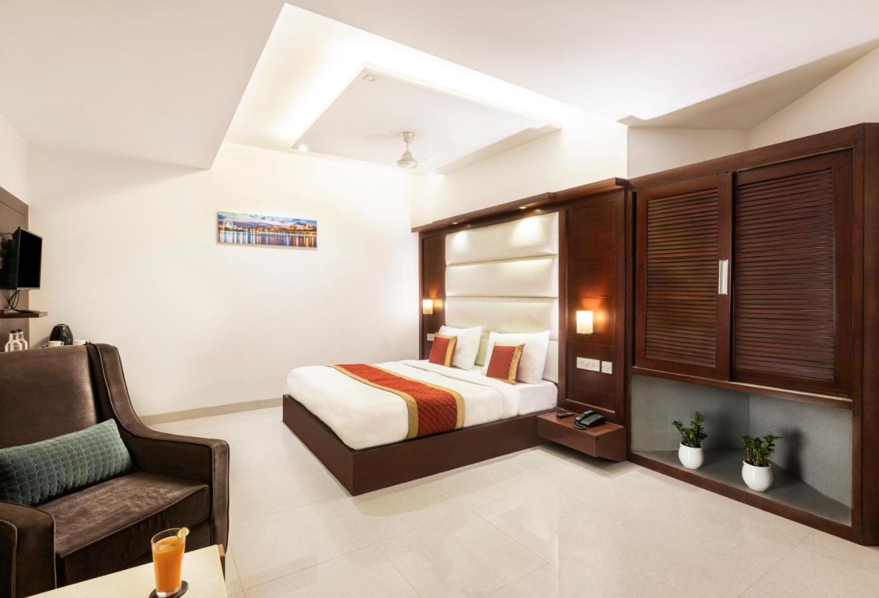 Hotel Star By Star Group- Near Delhi Airport New Delhi Exterior photo