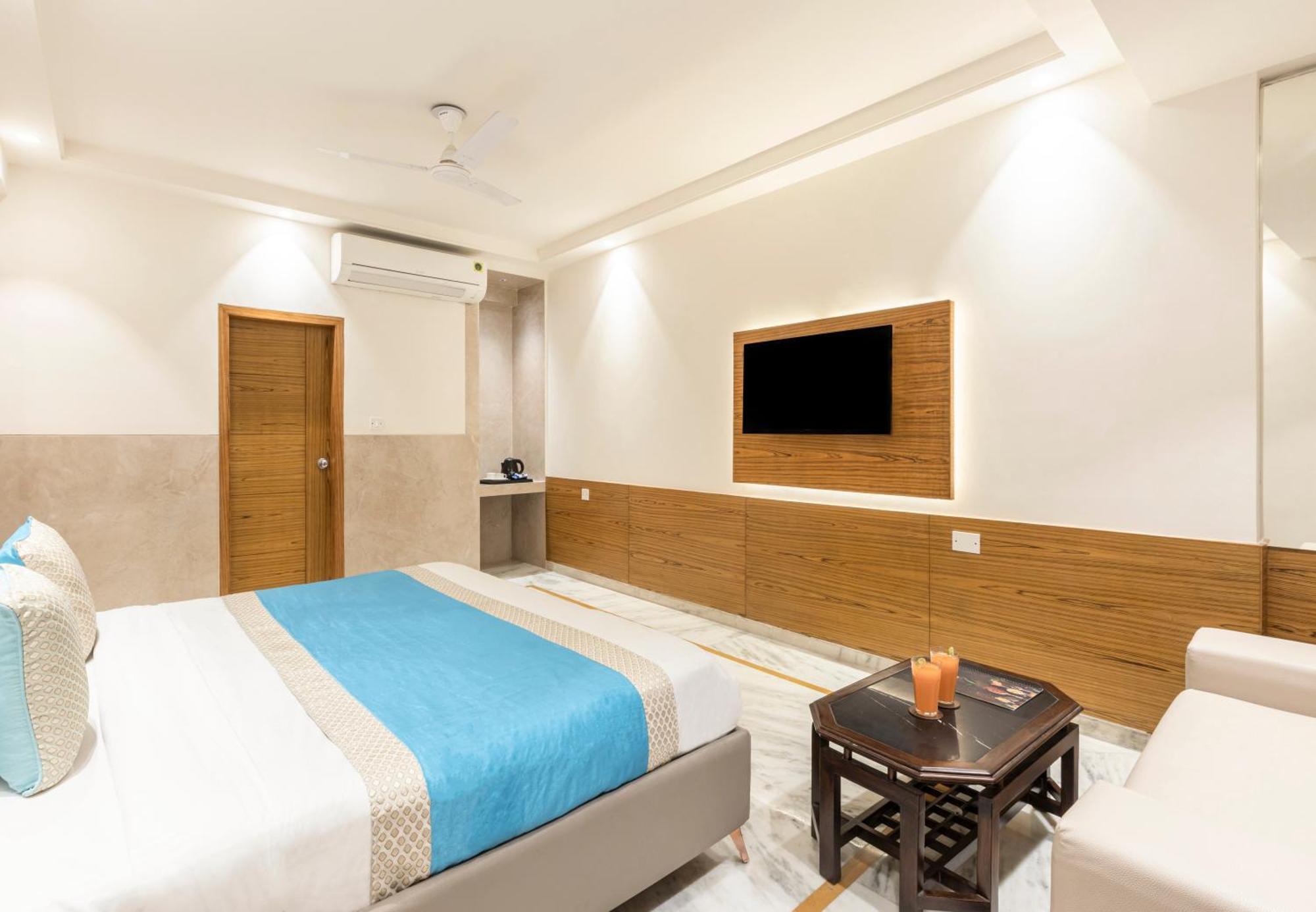 Hotel Star By Star Group- Near Delhi Airport New Delhi Exterior photo