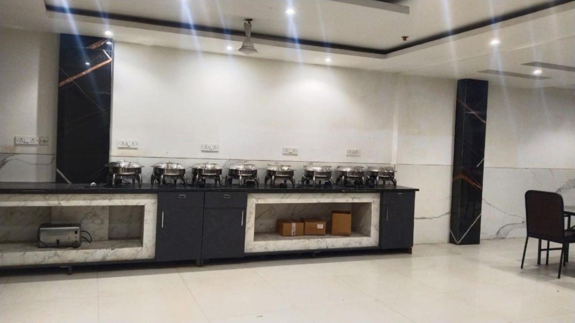 Hotel Star By Star Group- Near Delhi Airport New Delhi Exterior photo